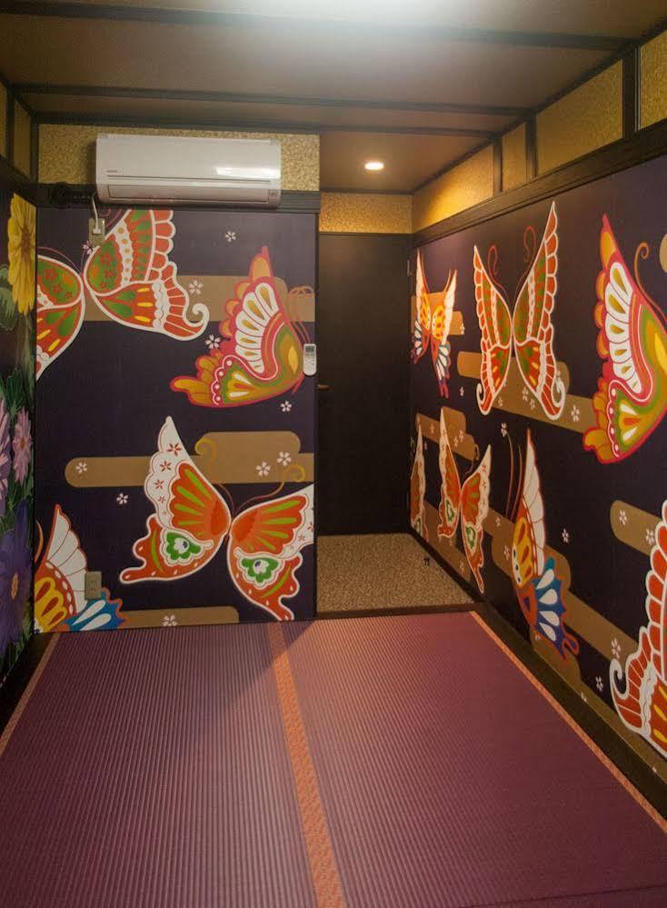 Picnic Hostel Ōsaka Extérieur photo